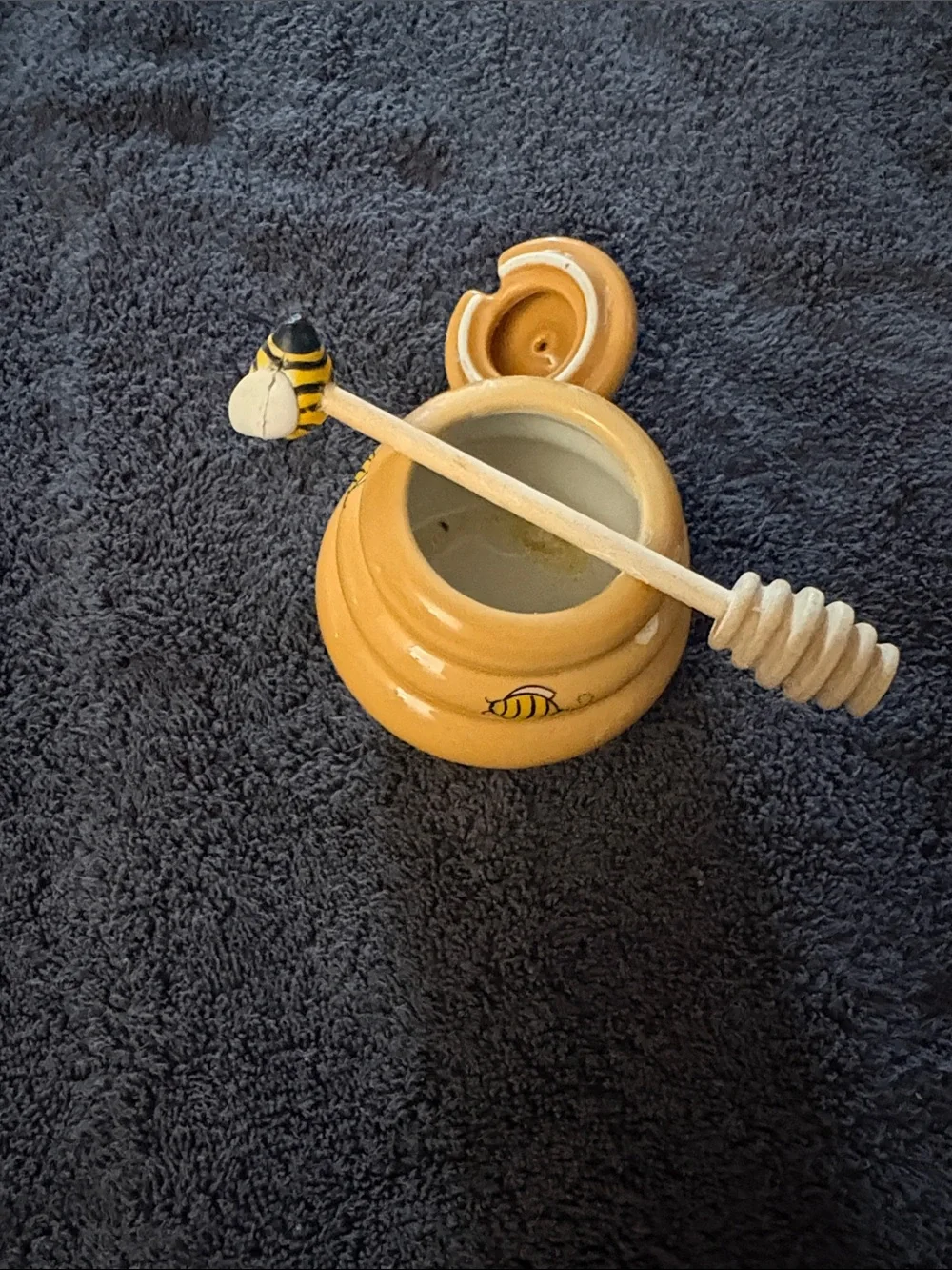 Ceramic Honey Pot with Bee Dipper - Yellow